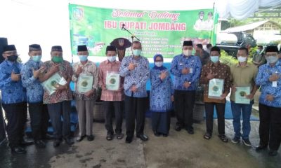 Resmikan Gedung Olahan Susu, Bupati Jombang juga Berikan Bantuan Truk Tangki Pengangkut Susu hingga 500 Sertifikat
