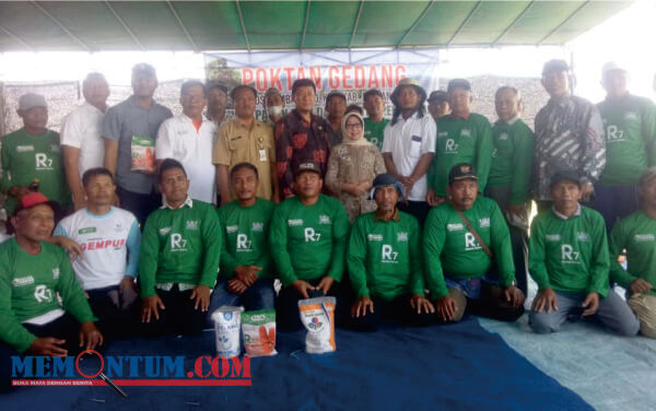 Dorong Peningkatan Produksi Pertanian, Bupati Jombang Hadiri Wiwit Panen Padi dan Bimtek Pertanian