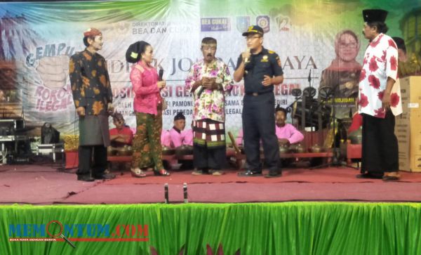 Meriahkan Sosialisasi Cukai, Pemkab Jombang bersama Kantor Bea Cukai Sajikan Kesenian Ludruk