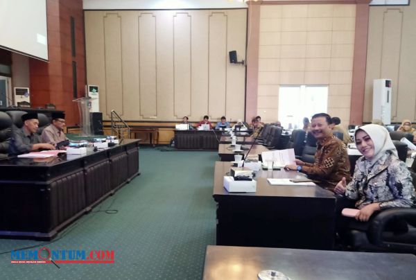 DPRD Jombang Rapat Dengar Pendapat Ranperda Perlindungan Sosial, Kemiskinan dan Insentif